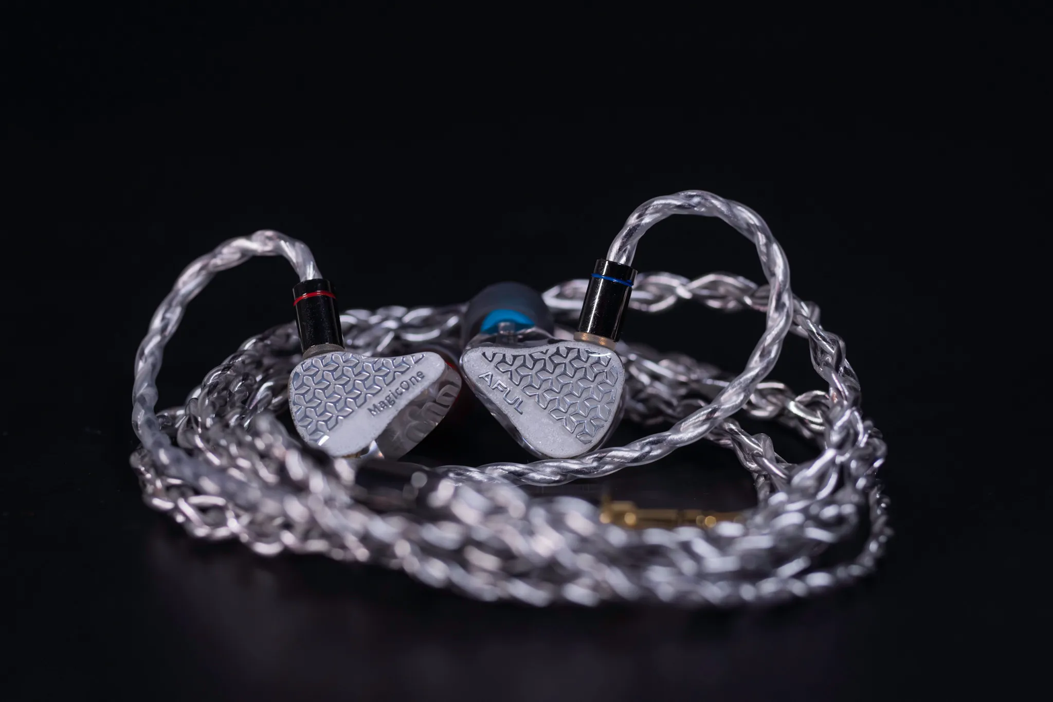 ARIF6111-Enhanced-NR.jpg ARIF6111-Enhanced-NR.jpg