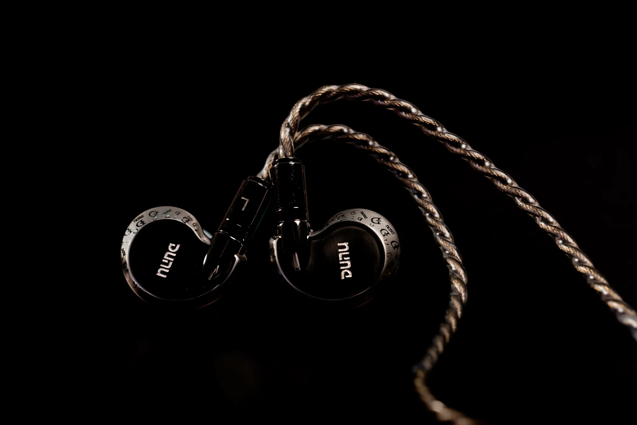 ARIF7191-Enhanced-NR.jpg dunu falcon ultra_03