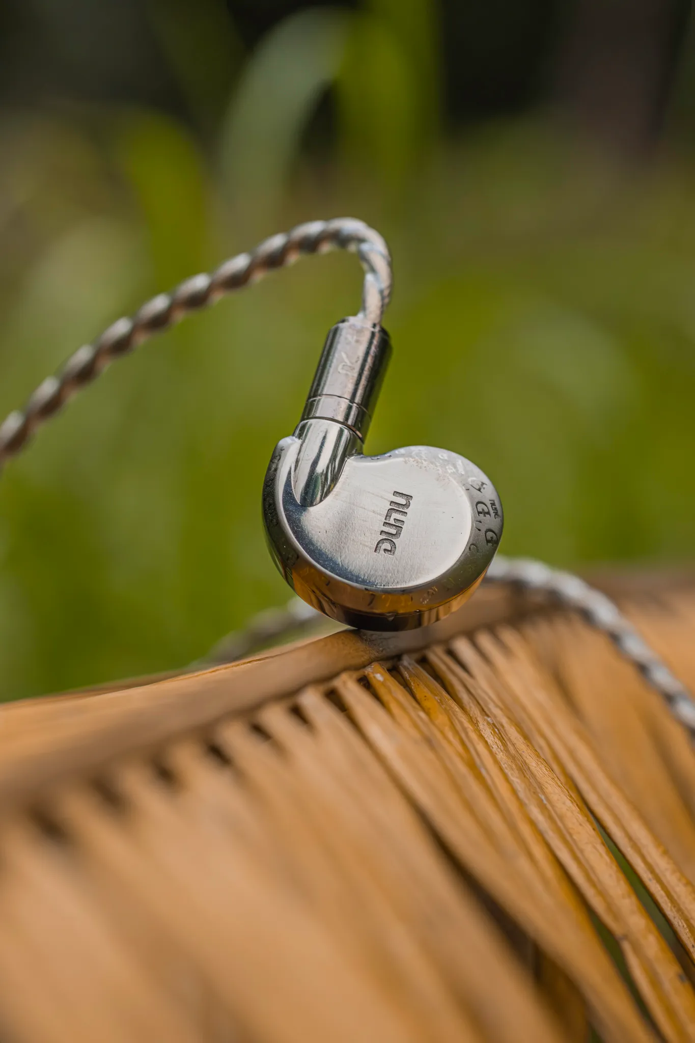 ARIF7091-Enhanced-NR-1.jpg dunu falcon ultra_15