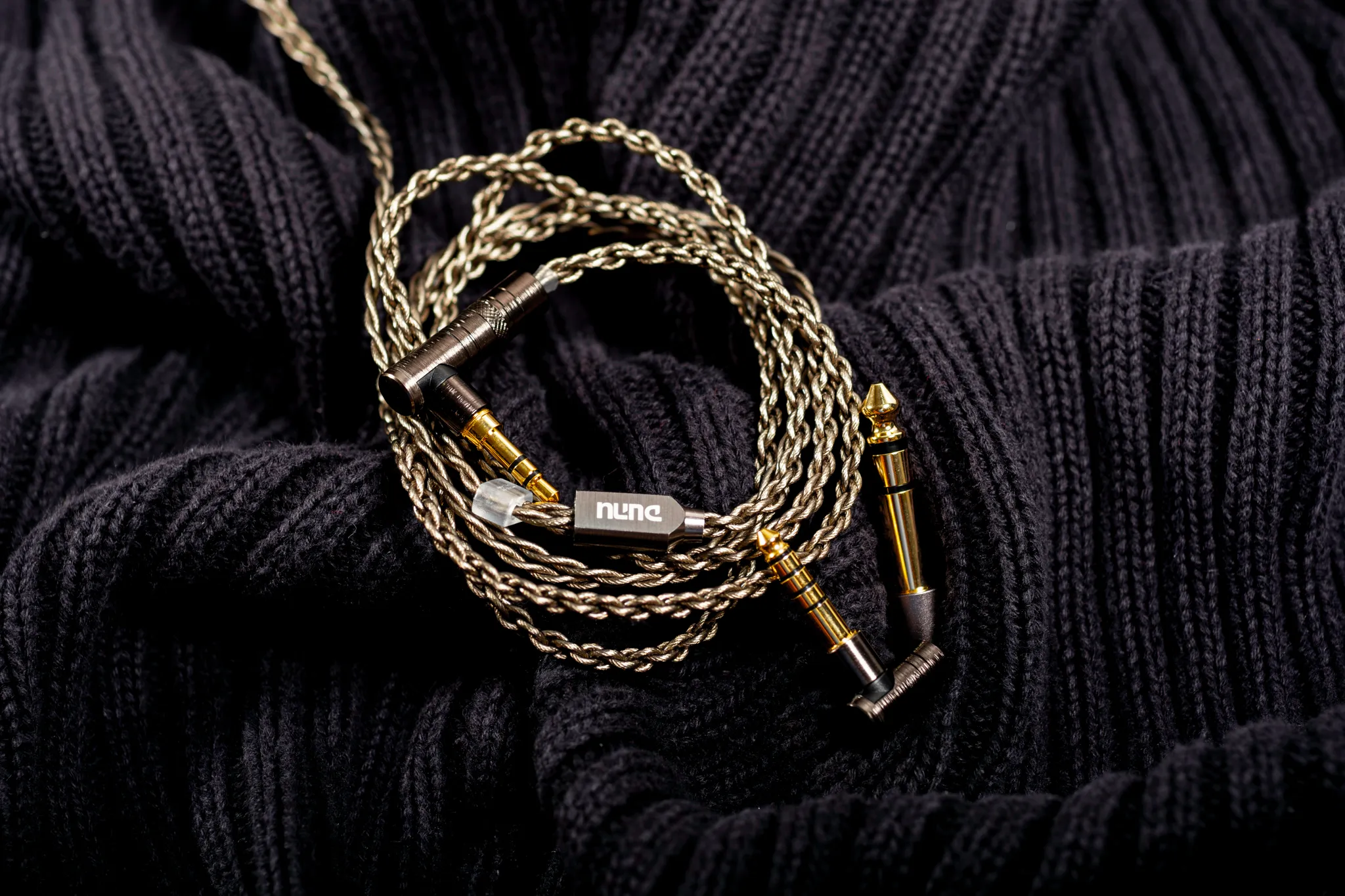 ARIF7225-Enhanced-NR.jpg dunu falcon ultra_14