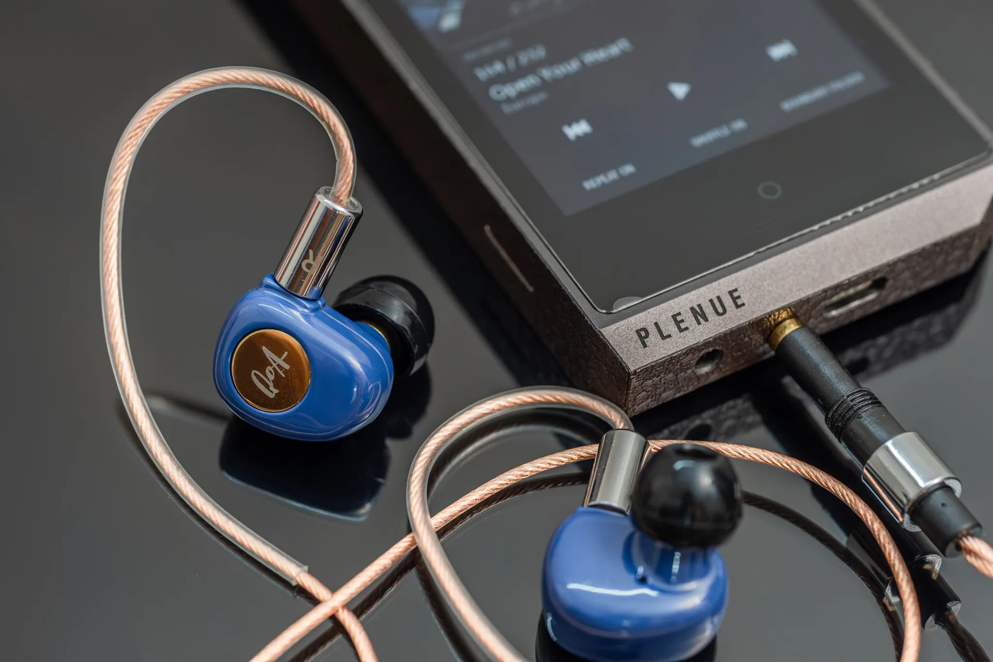 ARIF7746-Enhanced-NR.jpg ARIF7746-Enhanced-NR.jpg