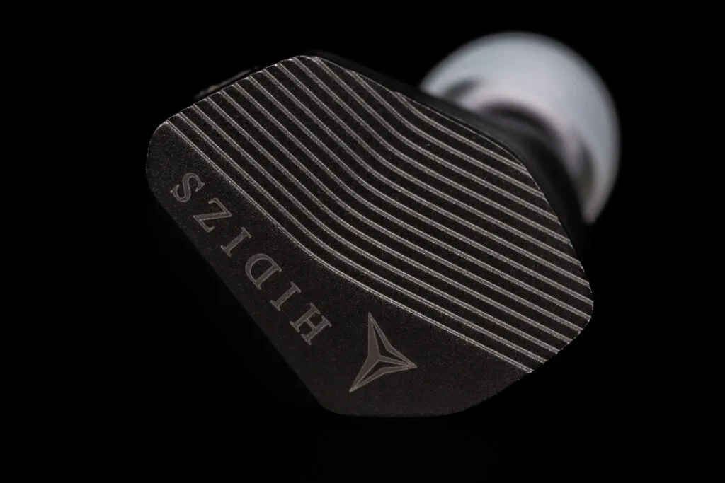 Hidizs MP143 Review: Warm and Smooth