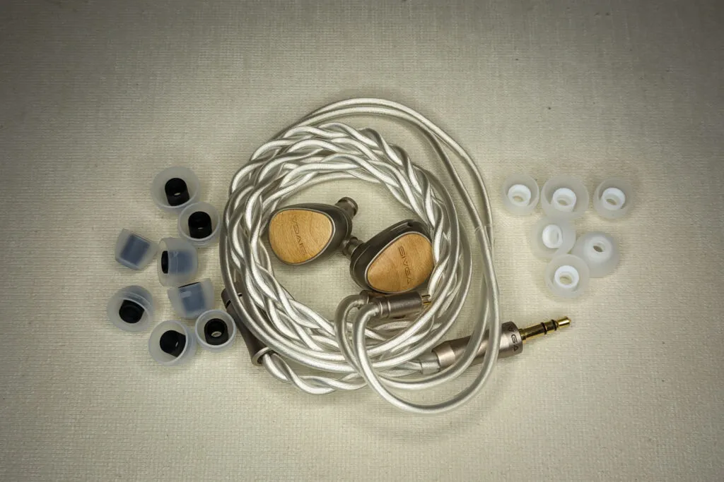 Sivga Que IEM Review || A Warm Performer with Exceptional Craftsmanship sivga que