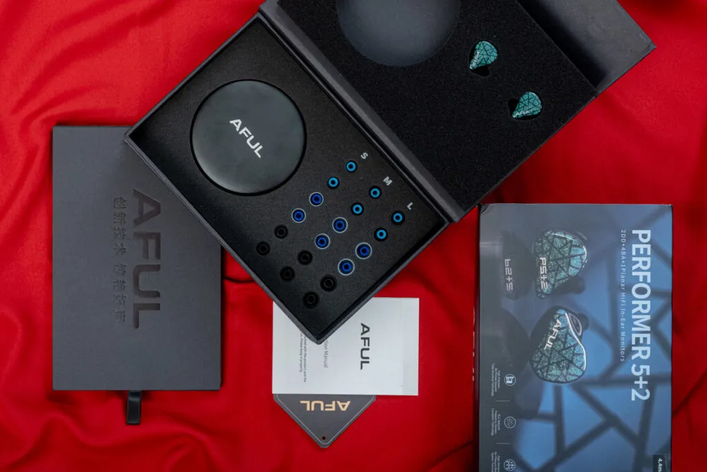 AFUL Performer 5+2 Review: Priceless lucky se7en! AFUL Performer 5+2 Review-04