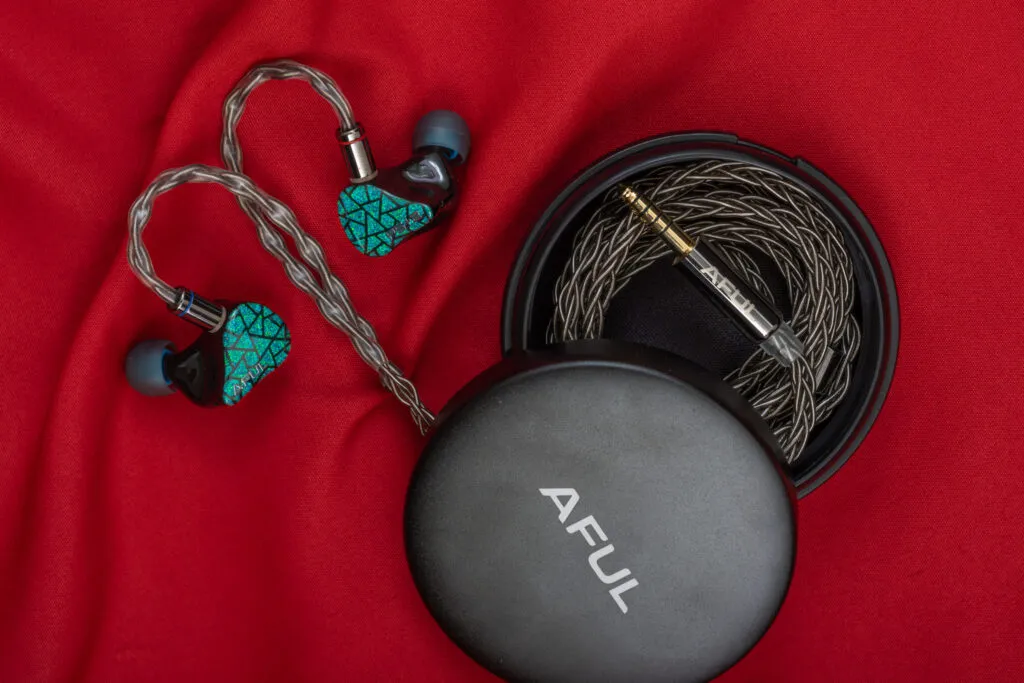 AFUL Performer 5+2 Review: Priceless lucky se7en! AFUL Performer 5+2 Review-05