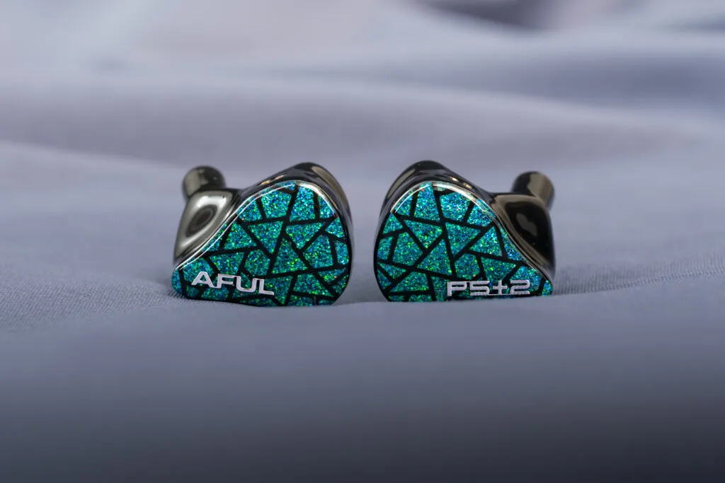 AFUL Performer 5+2 Review: Priceless lucky se7en! AFUL Performer 5+2 Review-07