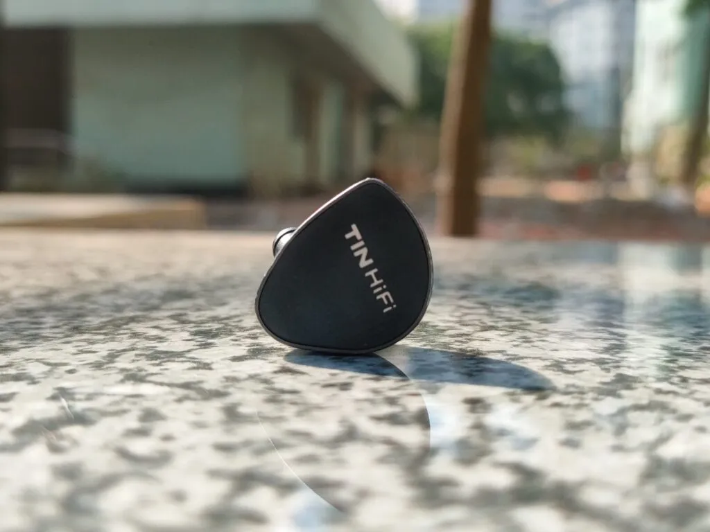 TinHiFi DUDU Review || offensive name with inoffensive sound! TinHiFi DUDU Review || offensive name with inoffensive sound!