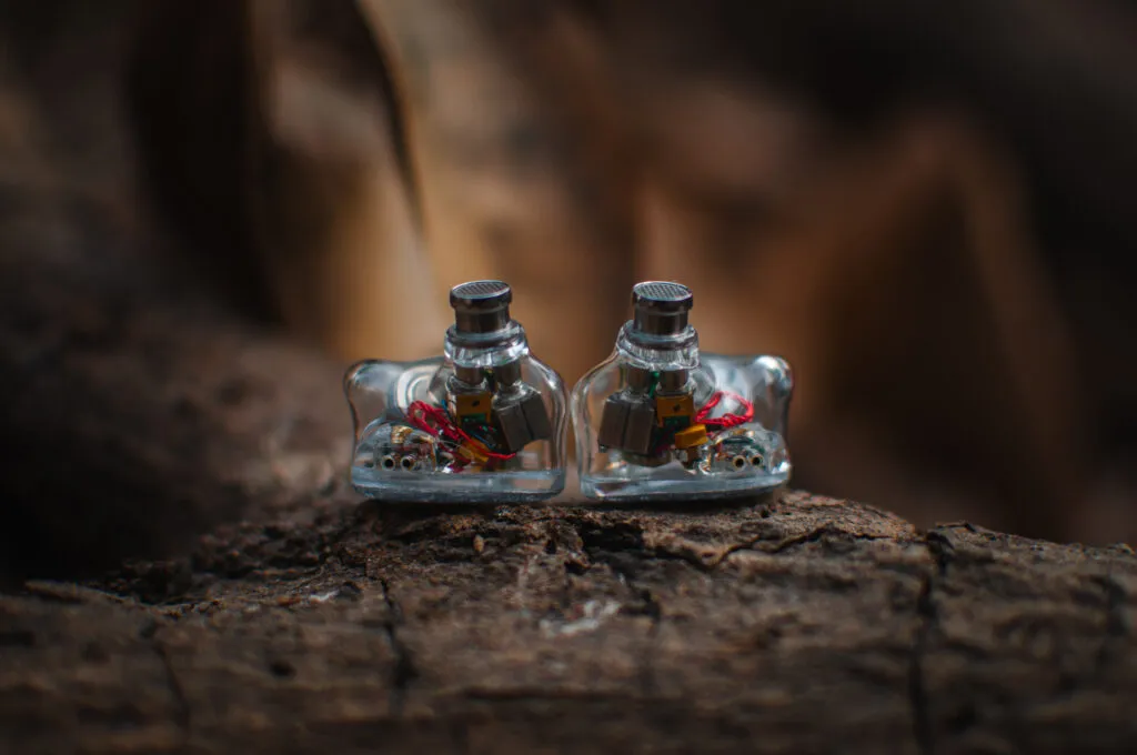 Hisenior Mega5EST Review: A Symphony of Emotions Hisenior Mega5EST Review: A Symphony of Emotions