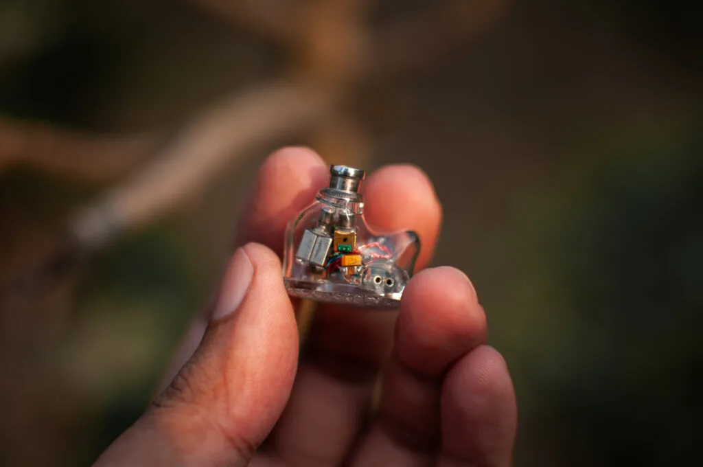 Hisenior Mega5EST Review: A Symphony of Emotions Hisenior Mega5EST Review: A Symphony of Emotions