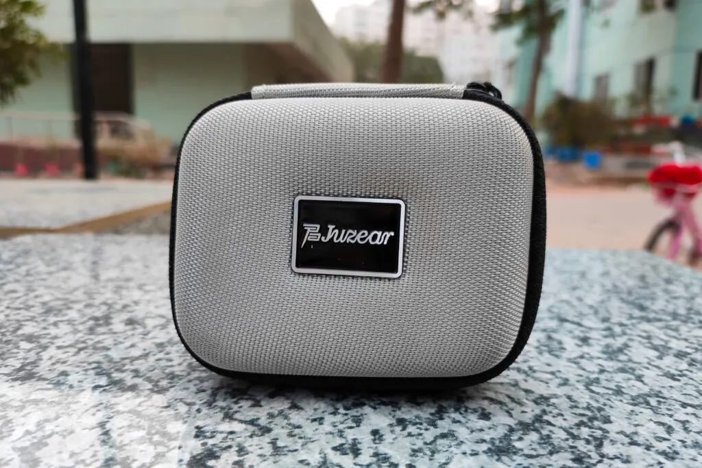 JUZEAR Dragonfly 81T Review: Detailed yet smooth JUZEAR Dragonfly 81T Review: Detailed yet smooth