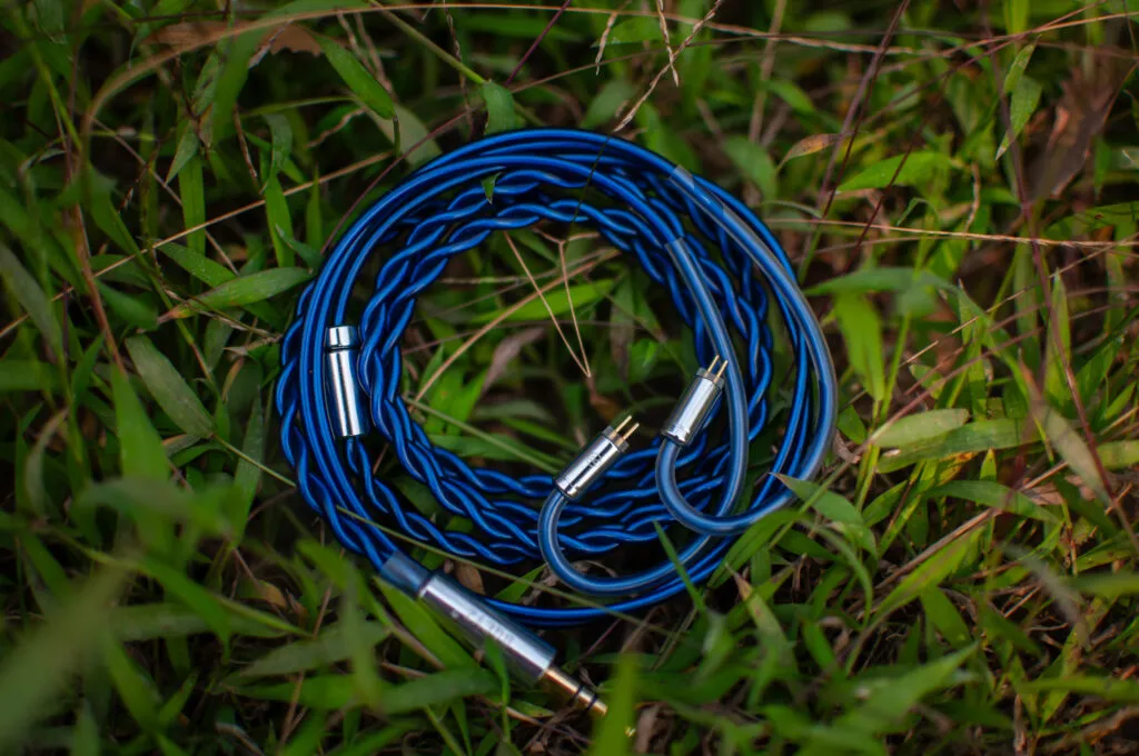 BQEYZ Frost Review || A Smooth Winter Symphony BQEYZ Frost