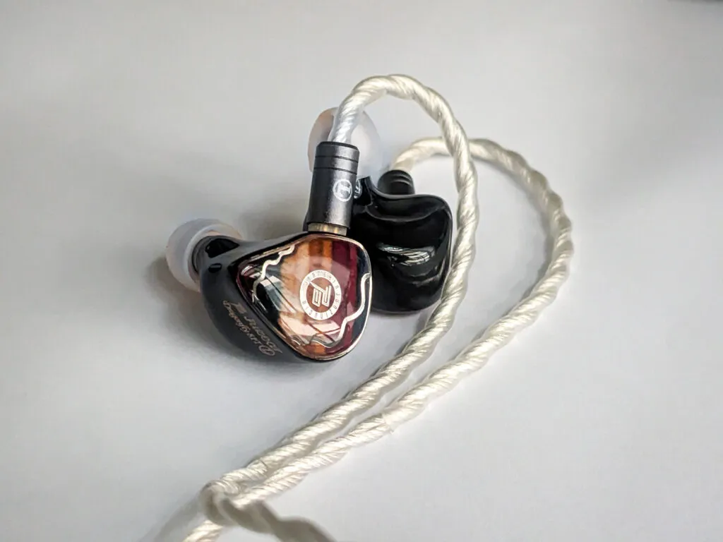 JUZEAR Dragonfly 81T Review: Detailed yet smooth JUZEAR Dragonfly 81T Review: Detailed yet smooth