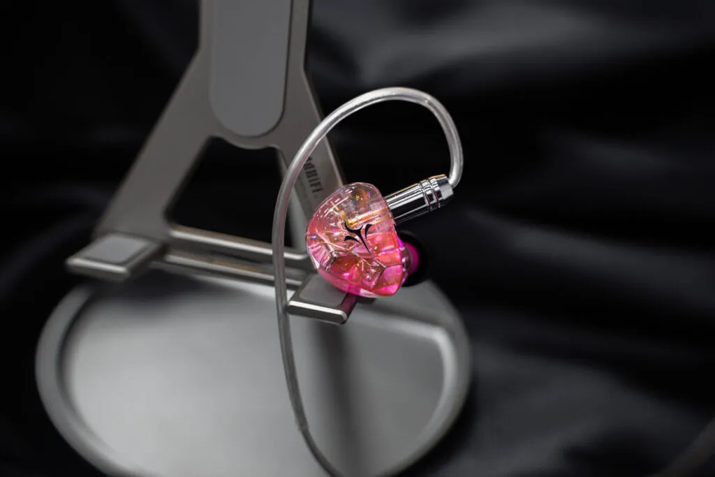 Seeaudio Yume 4 Review / Audiophile candy Seeaudio Yume 4 Review / Audiophile candy