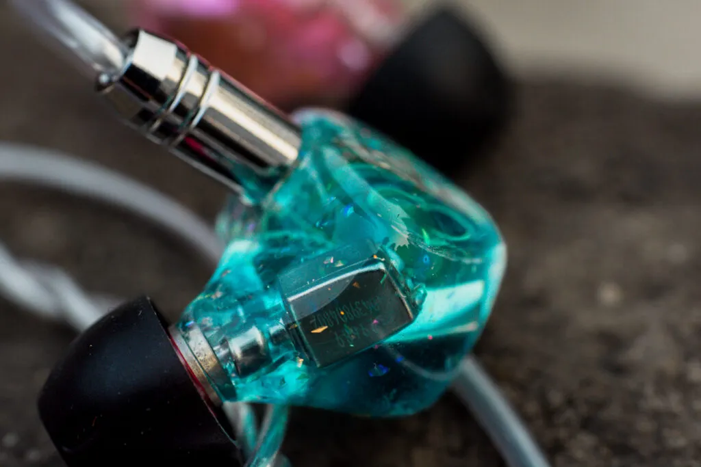 Seeaudio Yume 4 Review / Audiophile candy Seeaudio Yume 4 Review / Audiophile candy