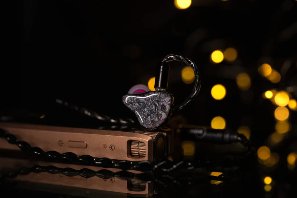 Ziigaat x Fresh Reviews Arete Review / A Perfect Balance Between Music & Gaming Ziigaat x Fresh Reviews Arete Review / A Perfect Balance Between Music & Gaming