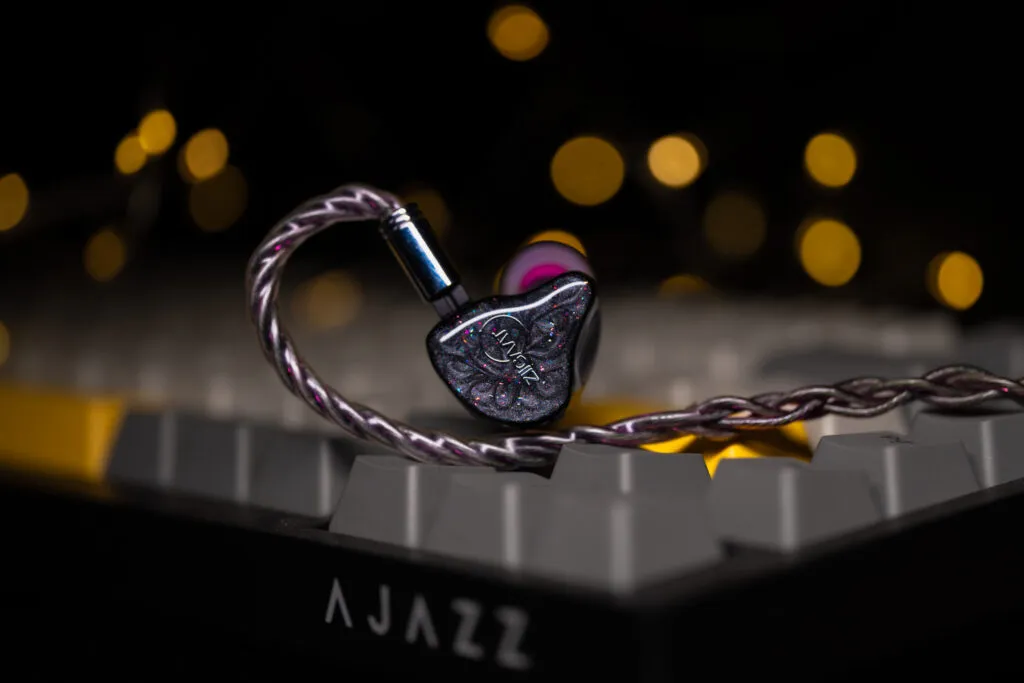 Ziigaat x Fresh Reviews Arete Review / A Perfect Balance Between Music & Gaming Ziigaat x Fresh Reviews Arete Review / A Perfect Balance Between Music & Gaming
