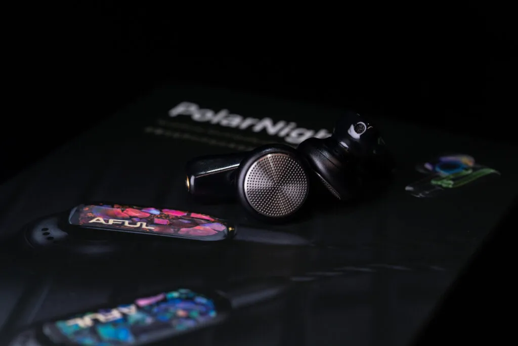 AFUL PolarNight Review / A Musical MiNi Headphone AFUL PolarNight Review / A Musical MiNi Headphone