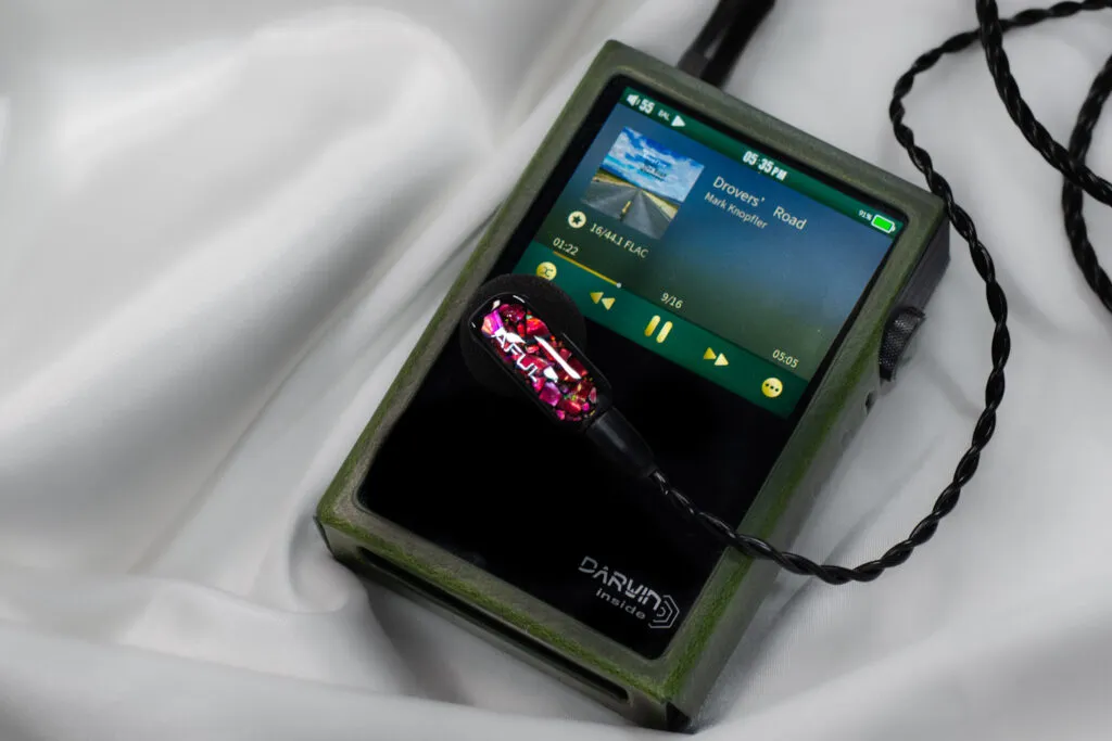 AFUL PolarNight Review / A Musical MiNi Headphone AFUL PolarNight Review / A Musical MiNi Headphone