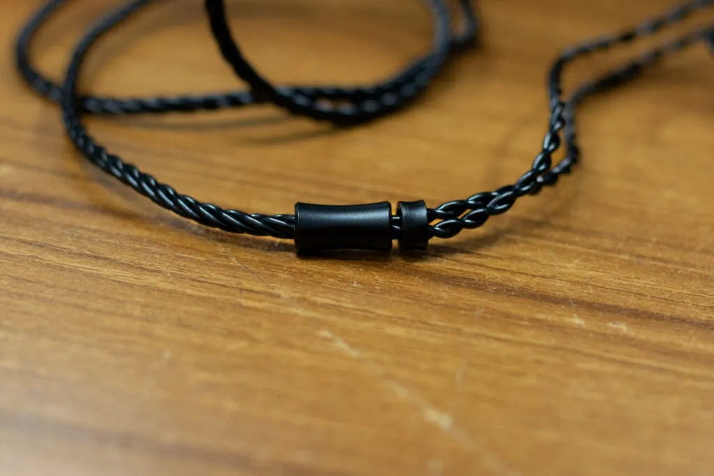 AFUL PolarNight Review / A Musical MiNi Headphone AFUL PolarNight Review / A Musical MiNi Headphone