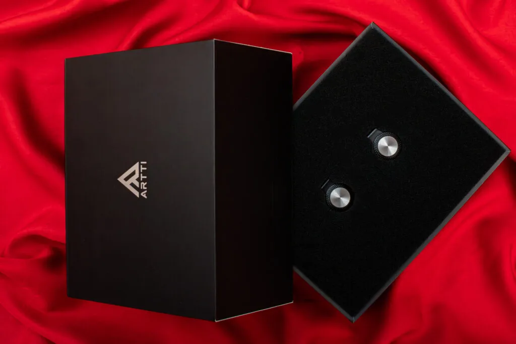 ARTTI T10 Pro Review: Warm T10 with less details! ARTTI T10 Pro Review