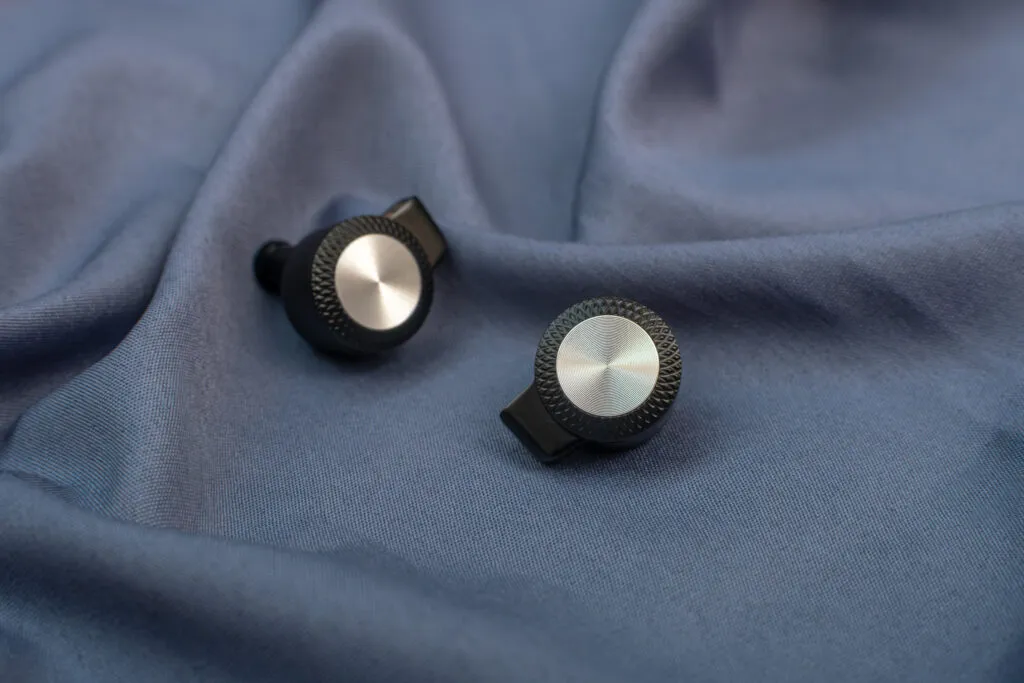 ARTTI T10 Pro Review: Warm T10 with less details! ARTTI T10 Pro Review
