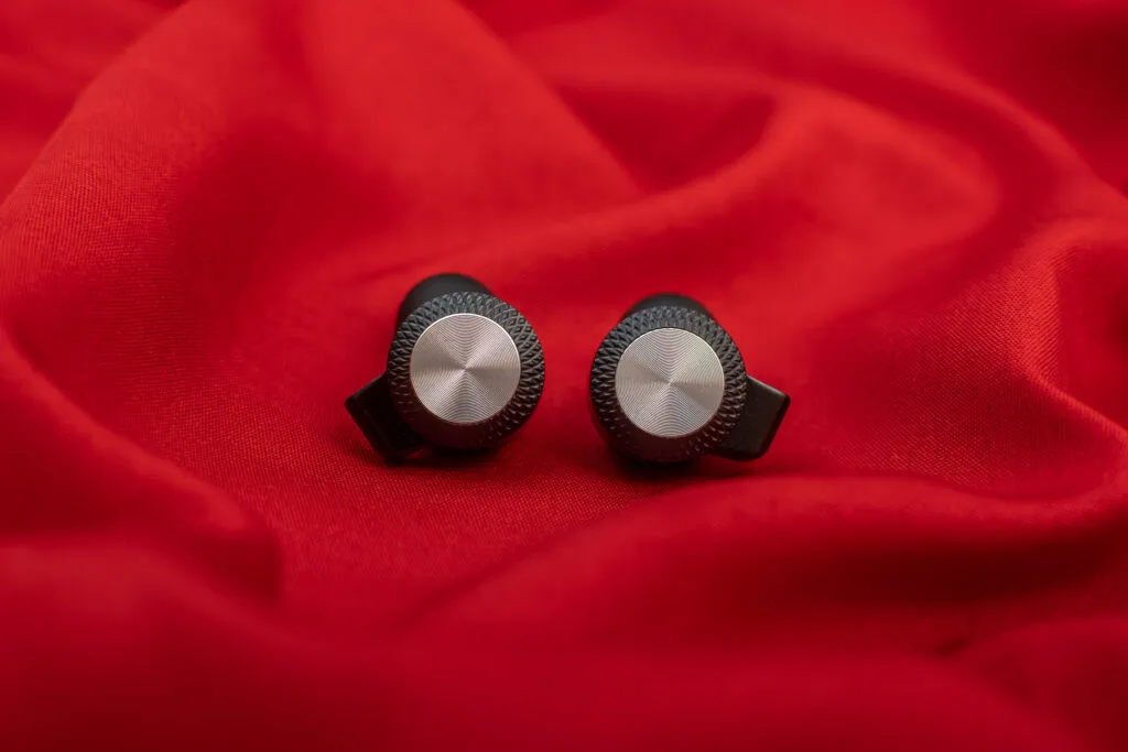 ARTTI T10 Pro Review: Warm T10 with less details! ARTTI T10 Pro Review