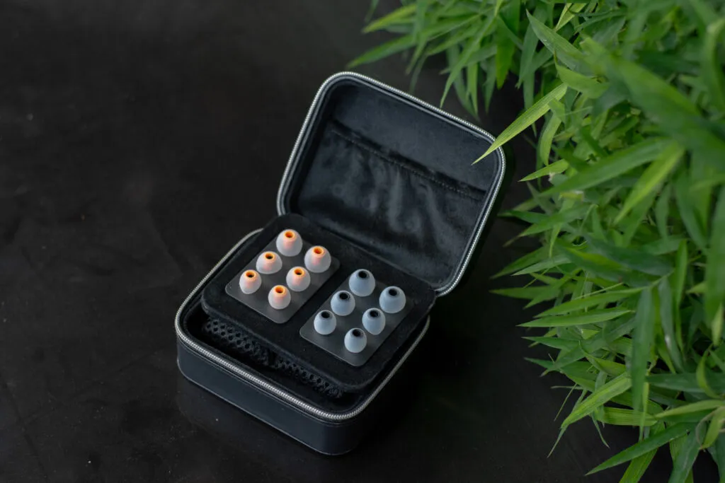 Faaeal Tulip Review / A Audiophile Flower Faaeal Tulip Review / A Audiophile Flower