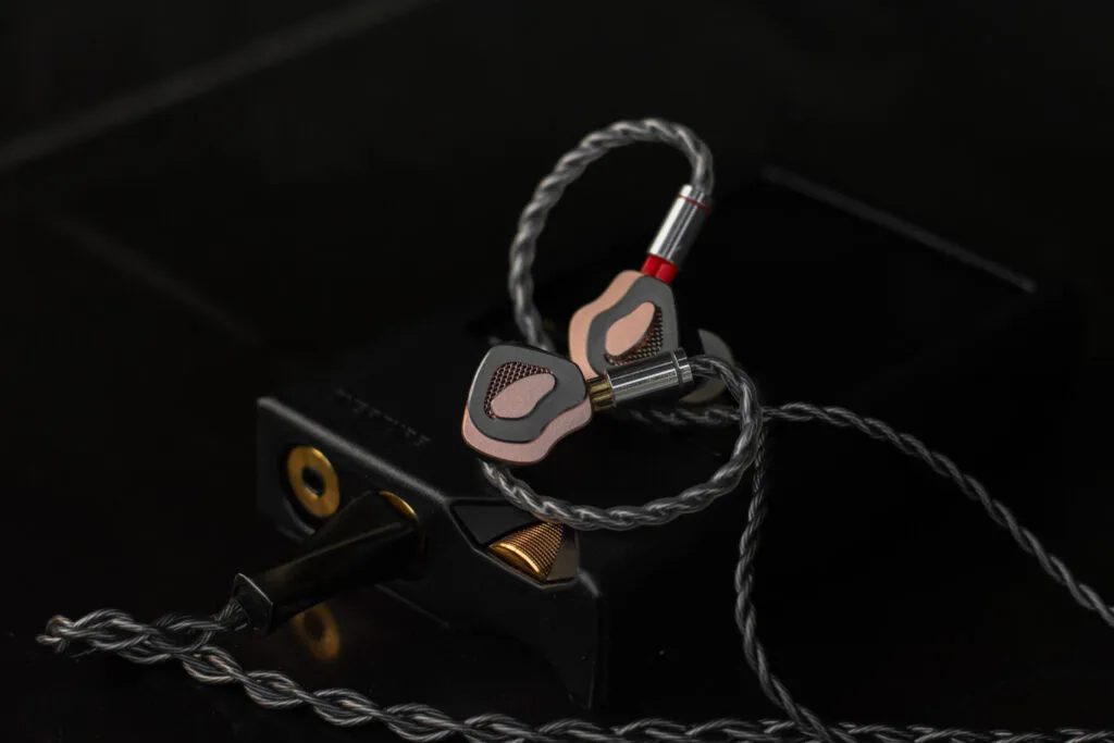 Faaeal Tulip Review / A Audiophile Flower Faaeal Tulip Review / A Audiophile Flower