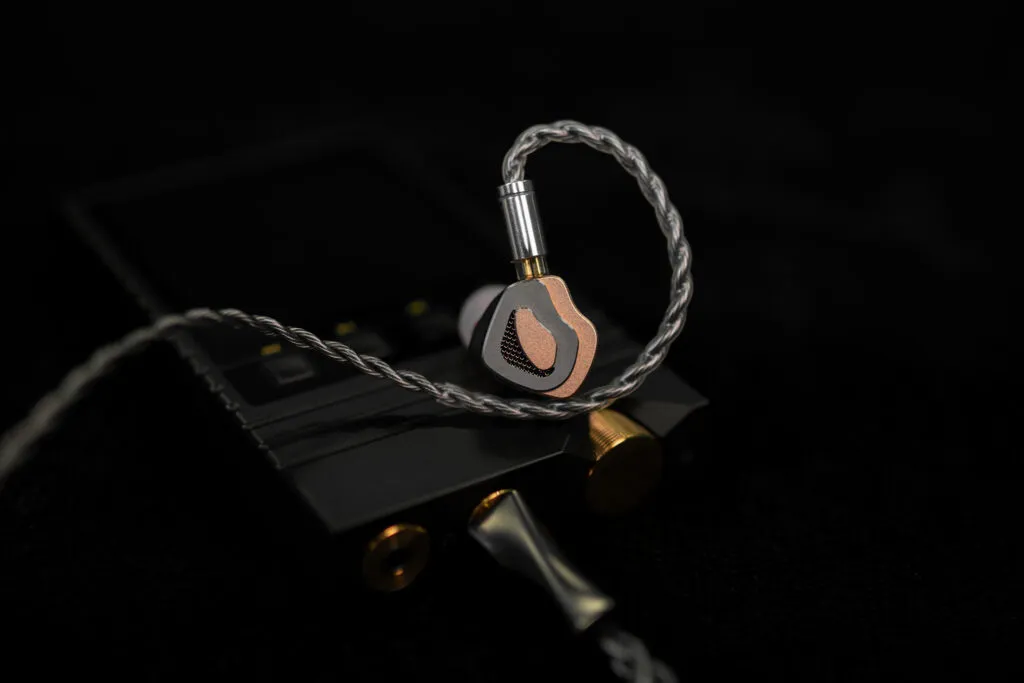 Faaeal Tulip Review / A Audiophile Flower Faaeal Tulip Review / A Audiophile Flower