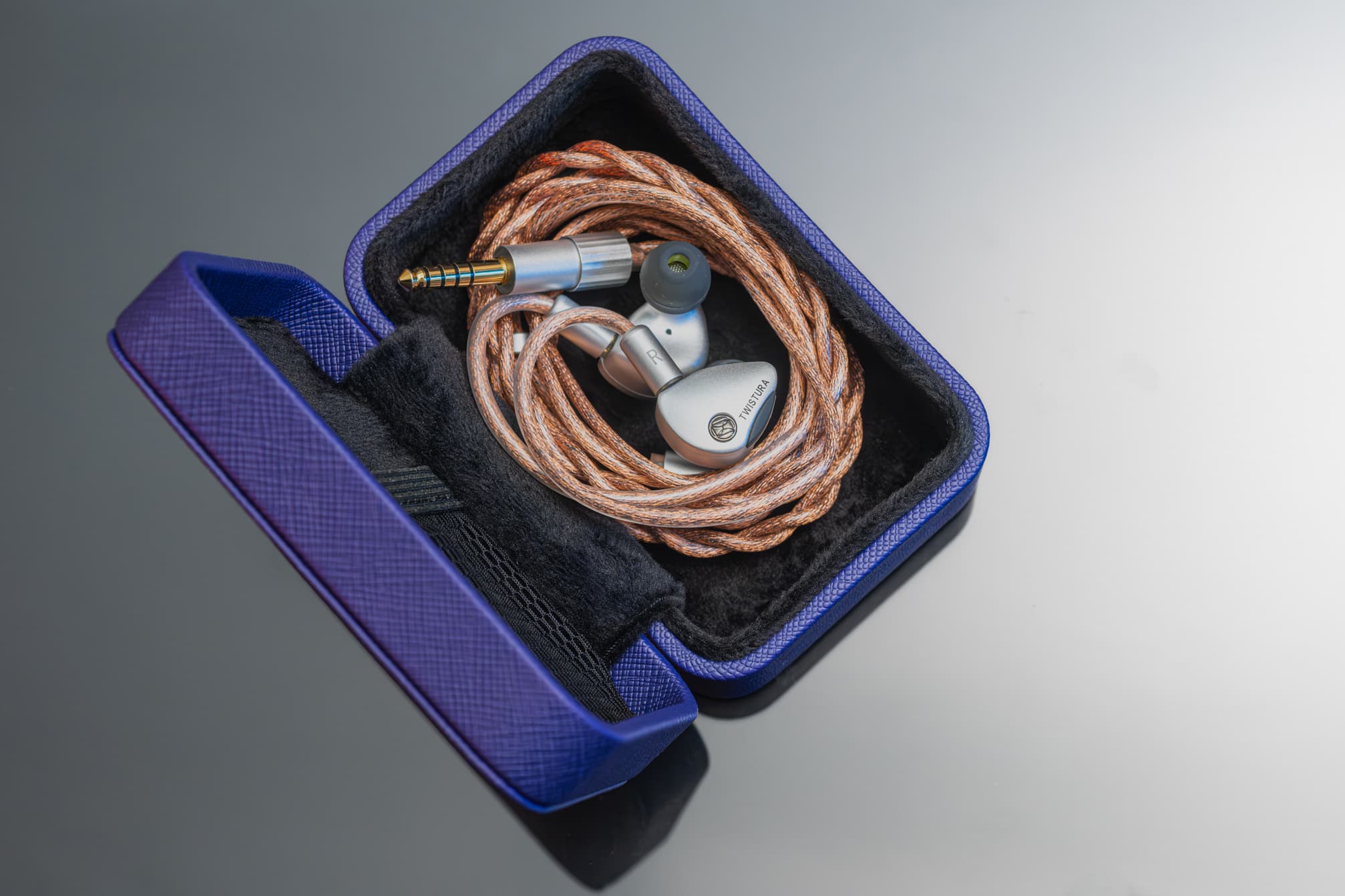 Twistura WoodNote Review: A Stunning Musical Set Twistura WoodNote Review