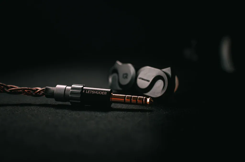 Letshuoer S08 Review: Warm Planar IEM with Smooth Treble & Deep Bass Letshuoer S08