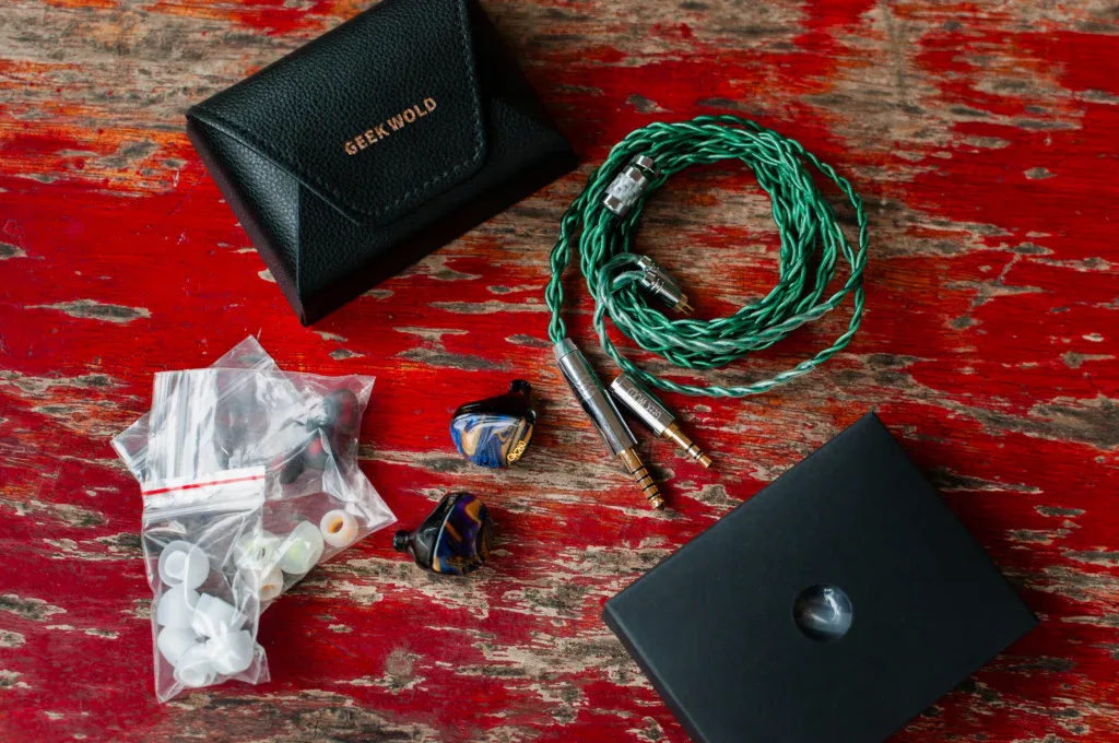 GEEKWOLD GK260 Review – A Fun Hybrid That Loves To Entertain GeekWold GK260 10