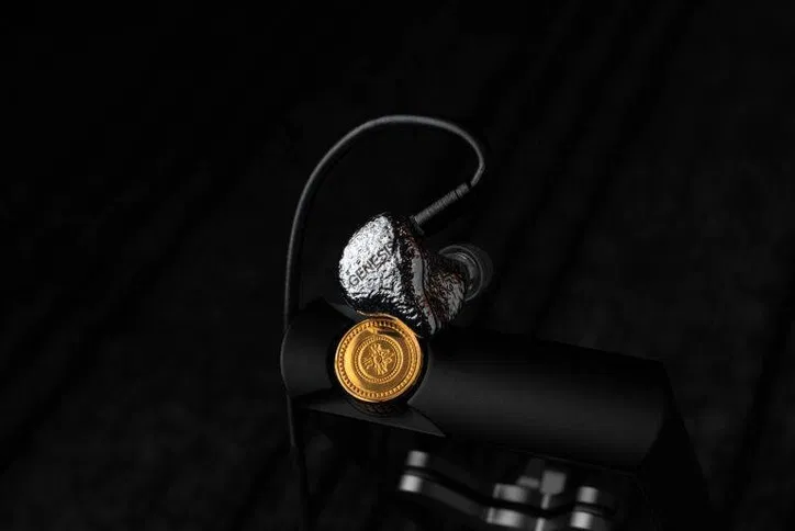 See Audio Yume 4 Review: Wonder In A Glass.